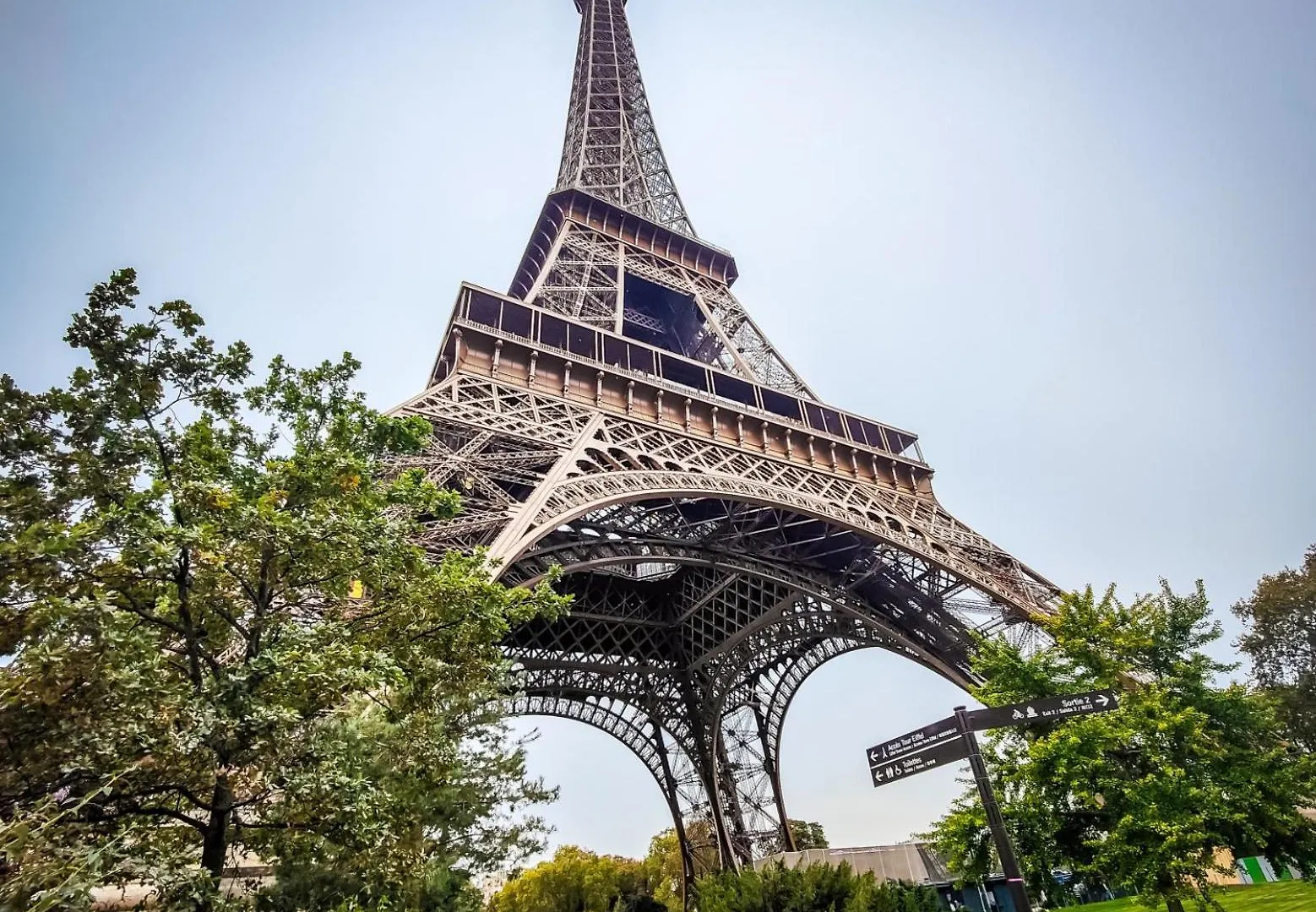 L'Etoile Parisienne Lägenhet